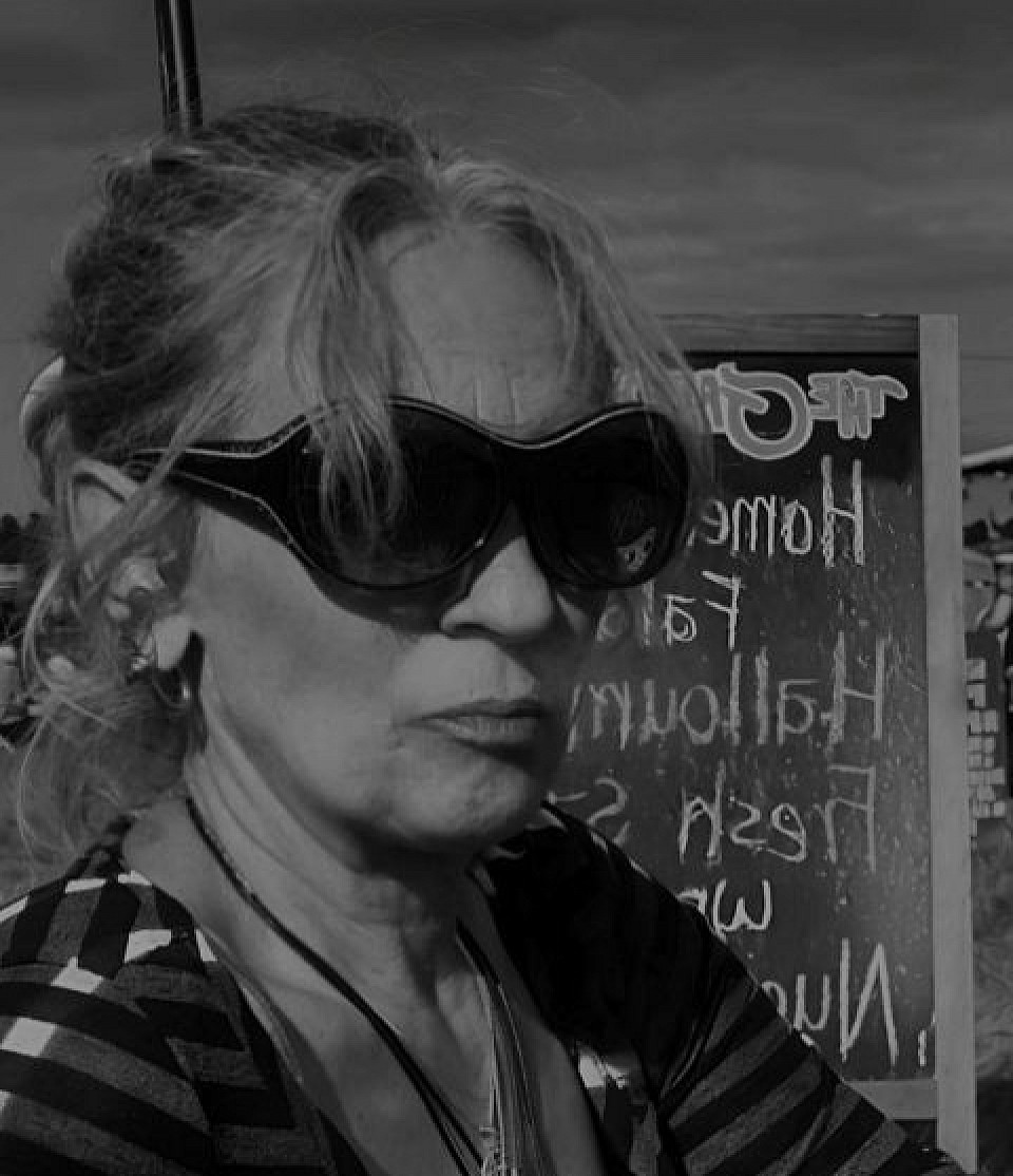 Owner of BACT & SOS - JOANNE LOUISE WOLLACOTT 14/05/1971